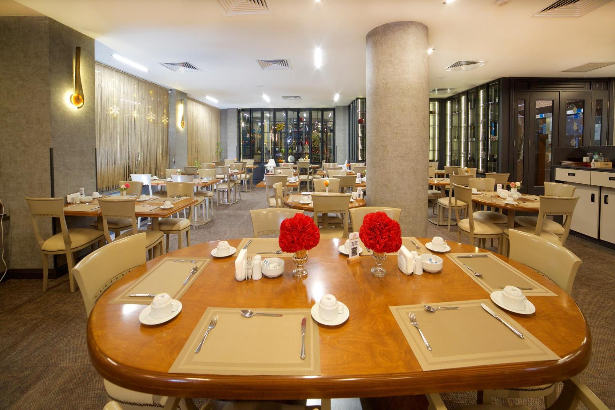 Hotel Bulvar Palas Istanbul Exterior foto